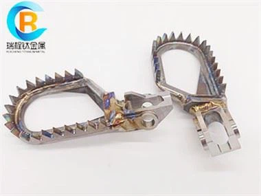 Pro-csapok Titán lábtartók