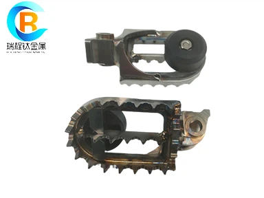 Titán lábtartós pedálok KTM 790 Adventure-hez